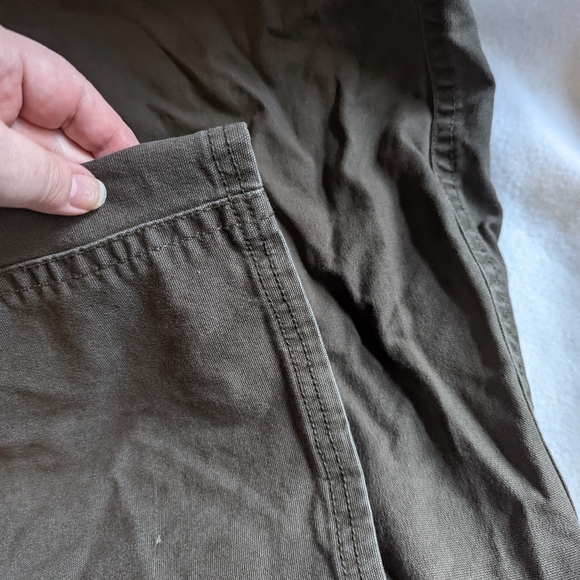 G.H.Bass &Co. heavyweight canvas cargo pants in brown. 36x32 - Picture 5 of 9